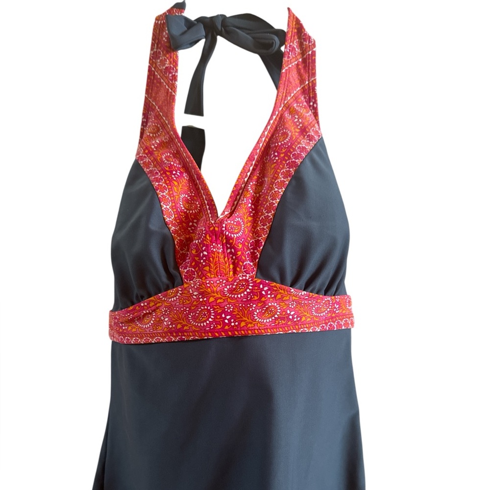Athleta‎ Woman’s 2 Piece Swimsuit Halter Top Trunk Shorts Gray Floral Band Large